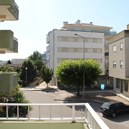 Vila Esteves Monção