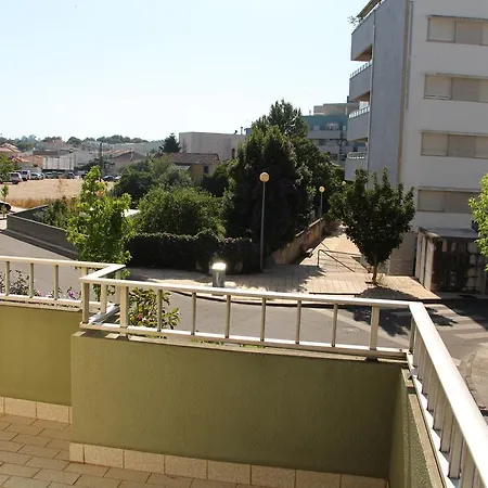 Vila Esteves Monção
