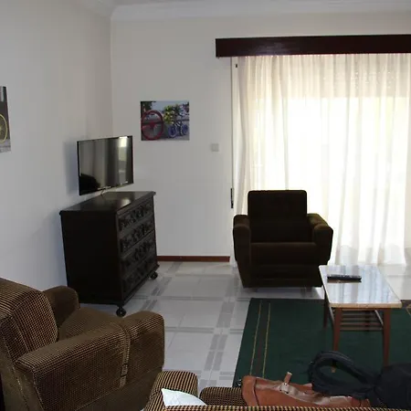 Vila Esteves 公寓 *